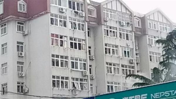 突發(fā)！青島一居民樓發(fā)生爆燃！已造1人死亡，7人受傷！3公里外有震感…