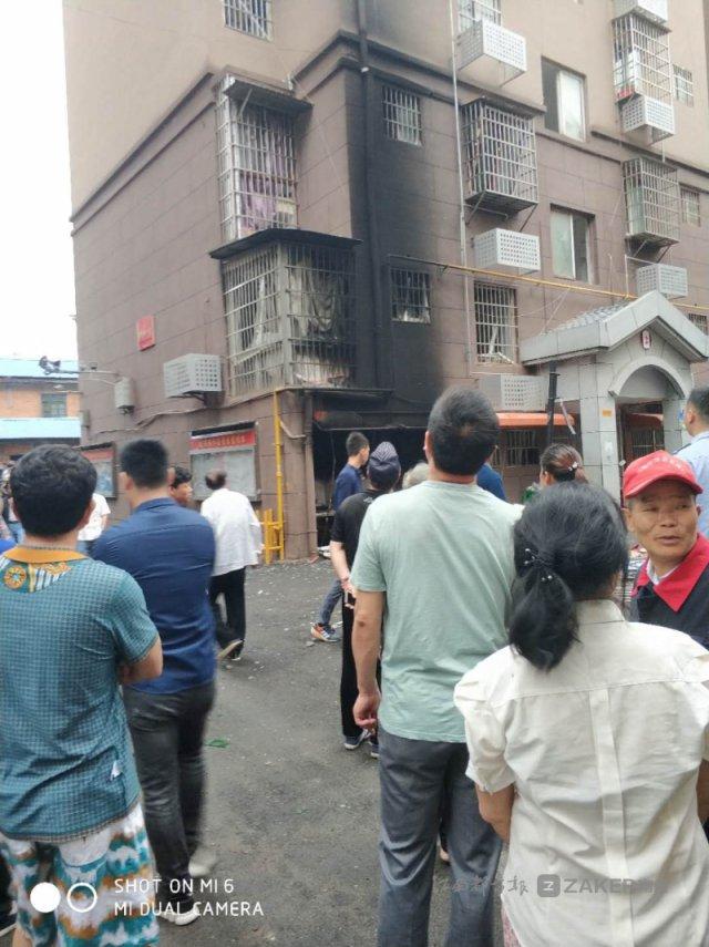 南昌新建區(qū)一小區(qū)煤氣罐爆炸， 4 人受傷