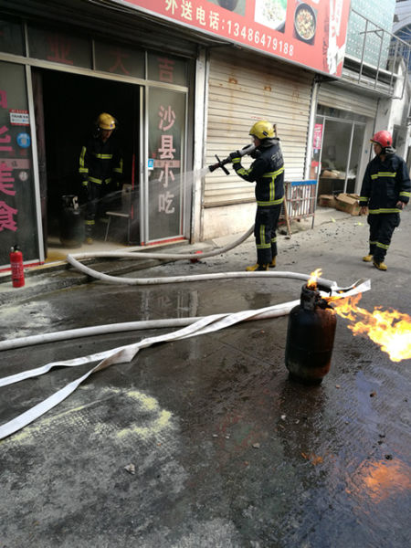 圖為：事故現(xiàn)場。消防供圖